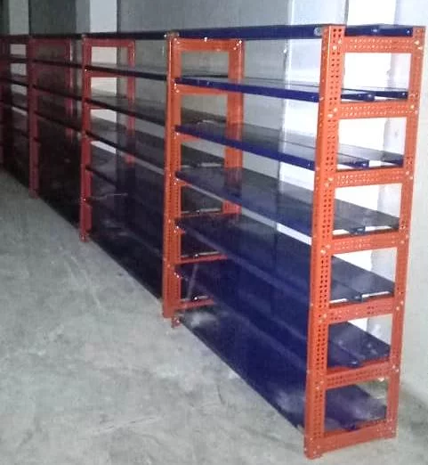 Maximizing Warehouse Efficiency & Space With Shelving Racks
